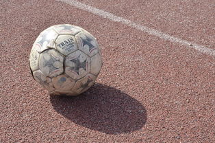 开云体育在线官网-竞技与娱乐：多元化发展推动足球持续火热，竞技体育 足球